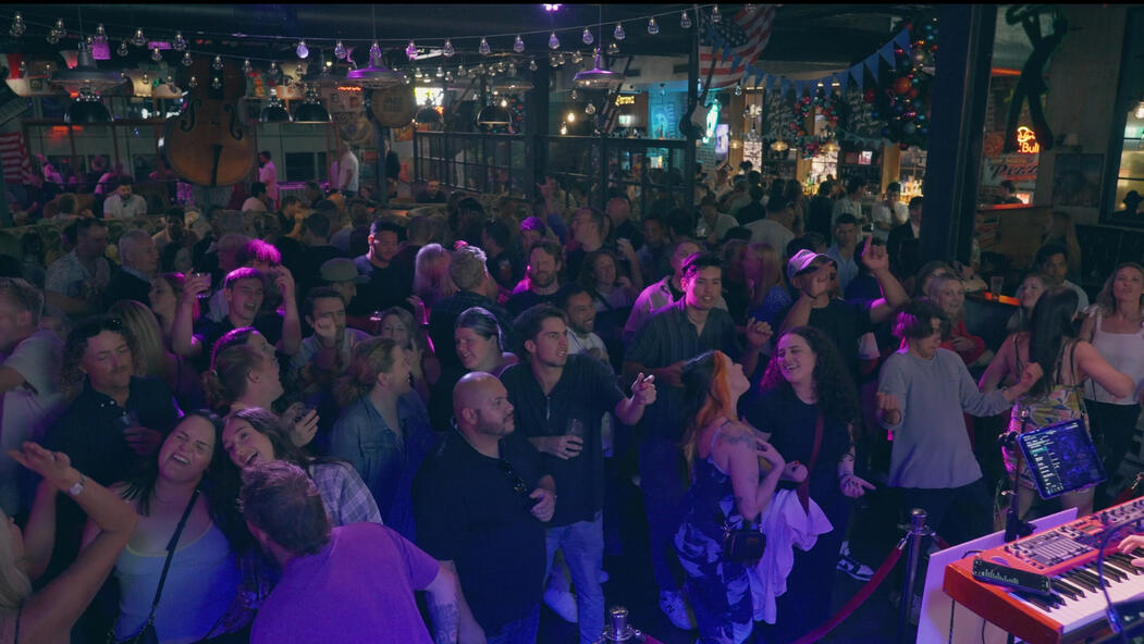 Black &amp; Gold Live @ Fat Eddies